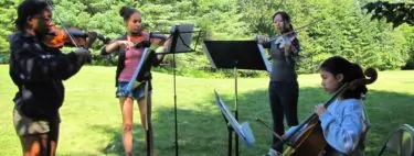 Campamentos especializados en EE.UU. en convivencia con americanos </br>(música, artes, golf)