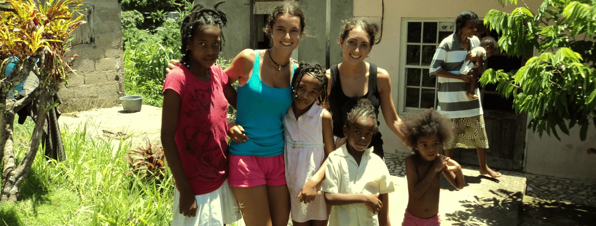 Pre-College voluntariado con americanos